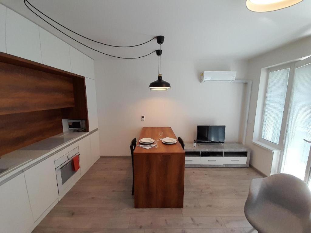 Entrez Radnica Apartment Kosice Ngoại thất bức ảnh
